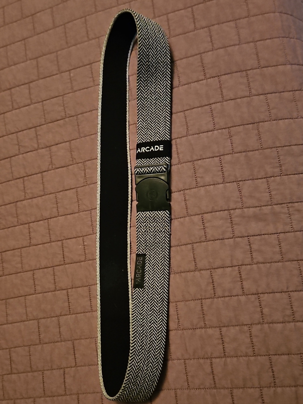 Arcade Men’s Black & Gray Herringbone Elastic Belt